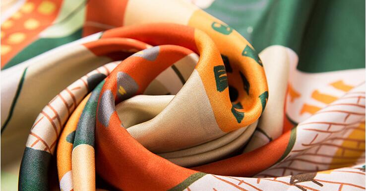 bufanda de seda de impresión personalizada para damas.jpg custom printing silk scarf for ladies.jpg