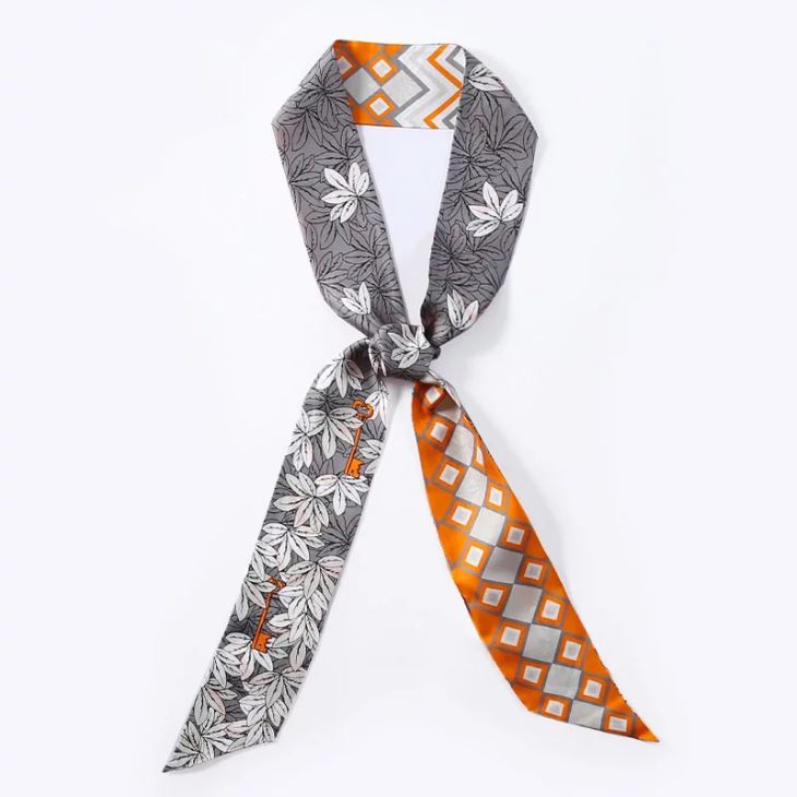 China Custom Lady Silk Scarf Manufacturer